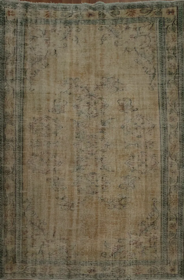 https://image-static-obj.rugsource.com/small/164220_3199695_fc72a985.jpeg