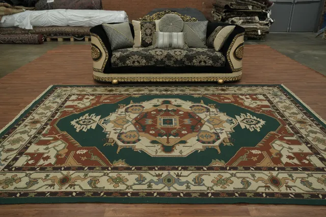 https://image-static-obj.rugsource.com/small/164229_3202980_648eebc3.jpeg