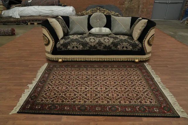 https://image-static-obj.rugsource.com/small/164500_3205348_758f3150.jpeg