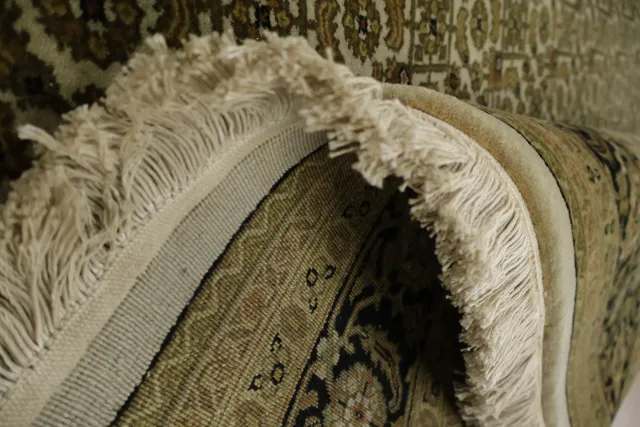 https://image-static-obj.rugsource.com/small/164688_3210547_e0ada74e.jpeg