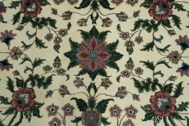 https://image-static-obj.rugsource.com/small/164711_3210639_01202be9.jpeg