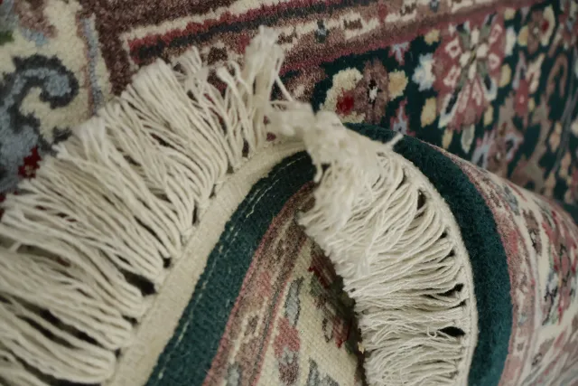 https://image-static-obj.rugsource.com/small/164808_3212585_a5ad75b5.jpeg