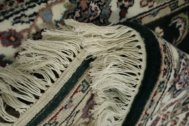 https://image-static-obj.rugsource.com/small/164862_3213548_2e3ae5ed.jpeg
