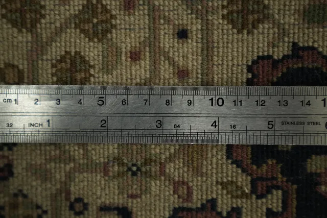 https://image-static-obj.rugsource.com/small/165075_3217266_e2ab8e64.jpeg