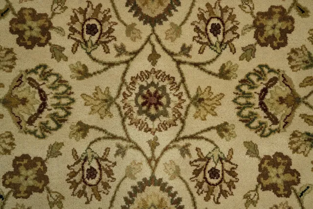 https://image-static-obj.rugsource.com/small/165148_3221572_ea5ee8b4.jpeg