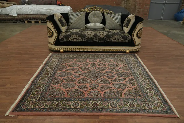 https://image-static-obj.rugsource.com/small/165343_3222392_ac9f4db2.jpeg