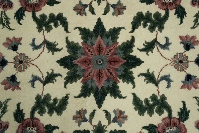 https://image-static-obj.rugsource.com/small/165366_3223062_a1659699.jpeg