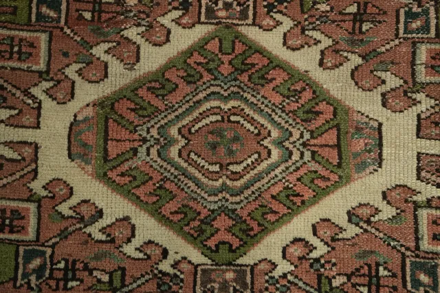 https://image-static-obj.rugsource.com/small/165542_3227639_9d51f33a.jpeg