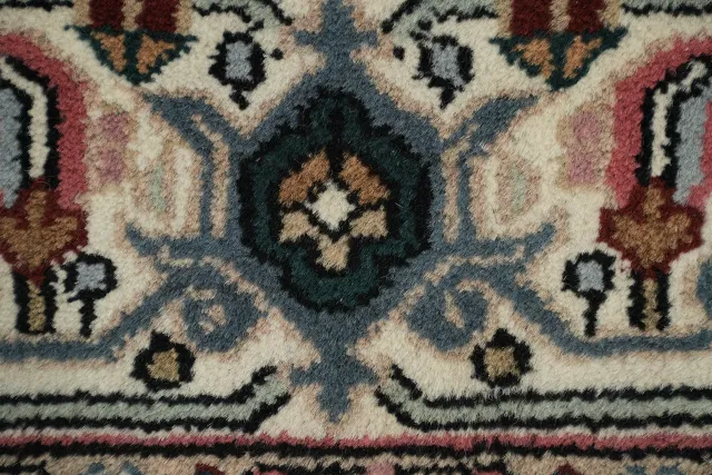 https://image-static-obj.rugsource.com/small/165662_3245345_e2707016.jpeg