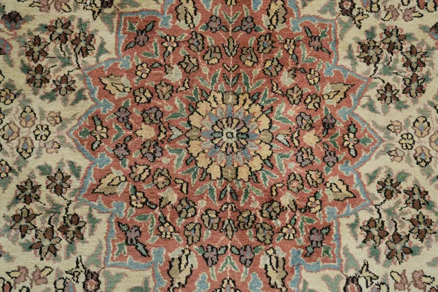 https://image-static-obj.rugsource.com/small/165669_3231257_b6b7f8f3.jpeg
