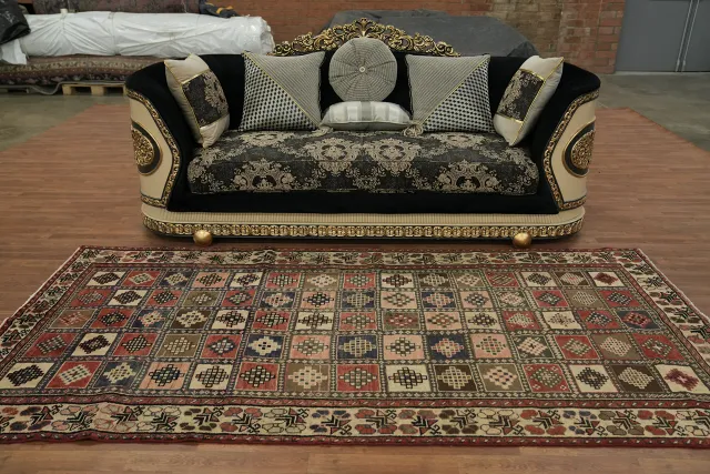 https://image-static-obj.rugsource.com/small/165754_3233731_44432a84.jpeg