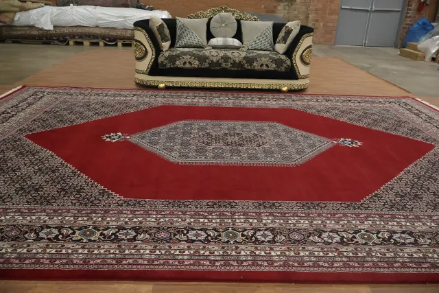 https://image-static-obj.rugsource.com/small/165811_3233694_e16aab58.jpeg