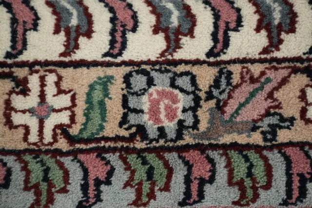 https://image-static-obj.rugsource.com/small/165823_3235673_cfe36617.jpeg