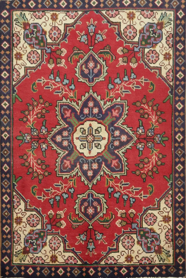 https://image-static-obj.rugsource.com/small/165841_3233823_e7bf21af.jpeg