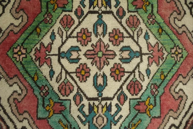 https://image-static-obj.rugsource.com/small/165903_3233942_be968e33.jpeg