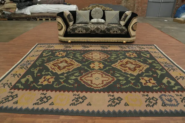 https://image-static-obj.rugsource.com/small/165916_3235982_979a05d3.jpeg