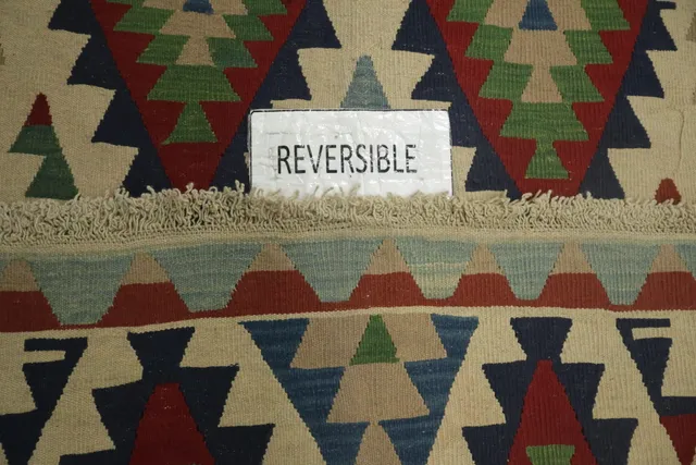 https://image-static-obj.rugsource.com/small/165932_3236977_2f1490e9.jpeg