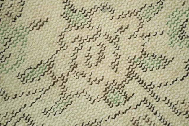 https://image-static-obj.rugsource.com/small/166348_3262961_000ec1d0.jpeg