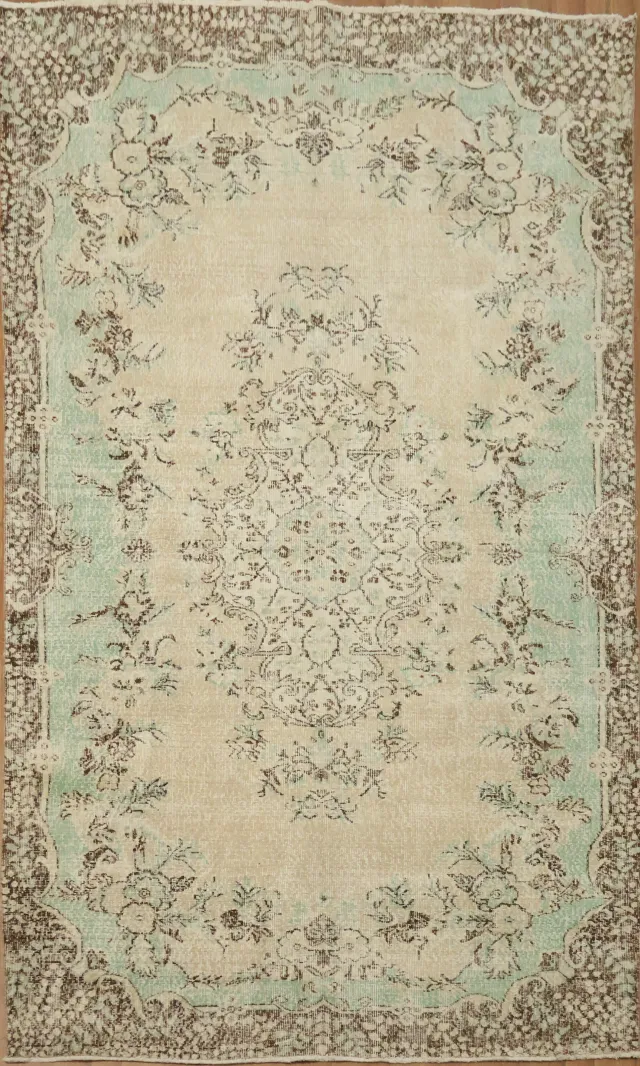 https://image-static-obj.rugsource.com/small/166359_3269145_9e27b414.jpeg
