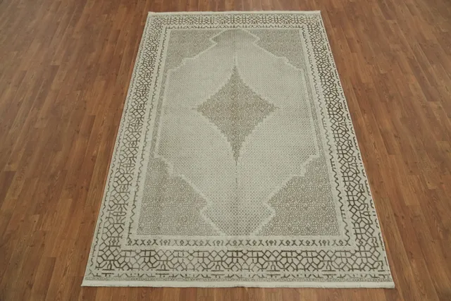 https://image-static-obj.rugsource.com/small/166741_3279050_d85ec95e.jpeg