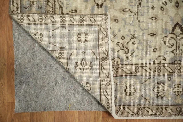 https://image-static-obj.rugsource.com/small/167639_3299692_ce1826b6.jpeg