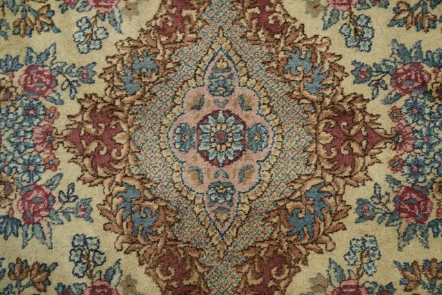 https://image-static-obj.rugsource.com/small/167768_3304949_0a98103a.jpeg