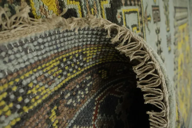 https://image-static-obj.rugsource.com/small/168323_3330194_4d1ccbcd.jpeg