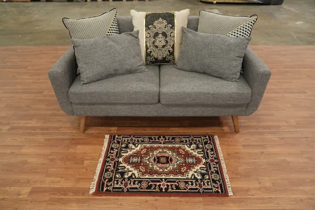 https://image-static-obj.rugsource.com/small/168389_3345048_8b72331b.jpeg