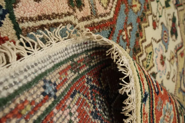 https://image-static-obj.rugsource.com/small/168943_3348992_587eca21.jpeg