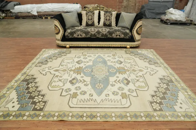 https://image-static-obj.rugsource.com/small/169010_3344587_9b50cf08.jpeg
