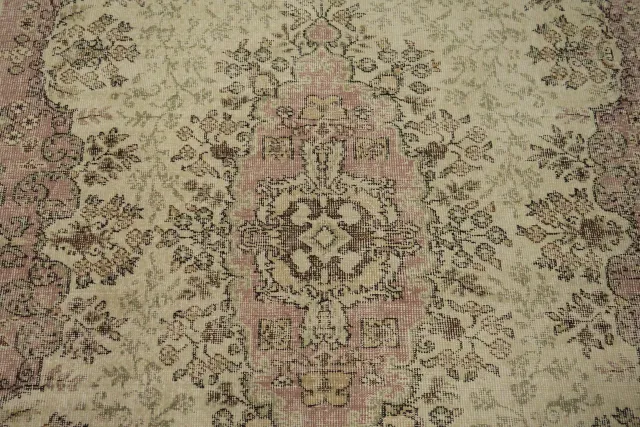 https://image-static-obj.rugsource.com/small/169635_3359735_b0270b11.jpeg
