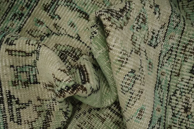 https://image-static-obj.rugsource.com/small/169683_3360916_c1a38859.jpeg