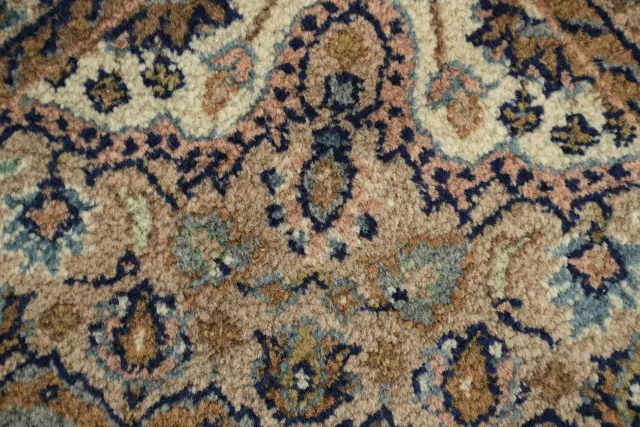 https://image-static-obj.rugsource.com/small/169956_3369456_8c8db713.jpeg