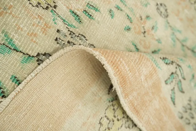 https://image-static-obj.rugsource.com/small/170061_3370793_0a51f071.jpeg