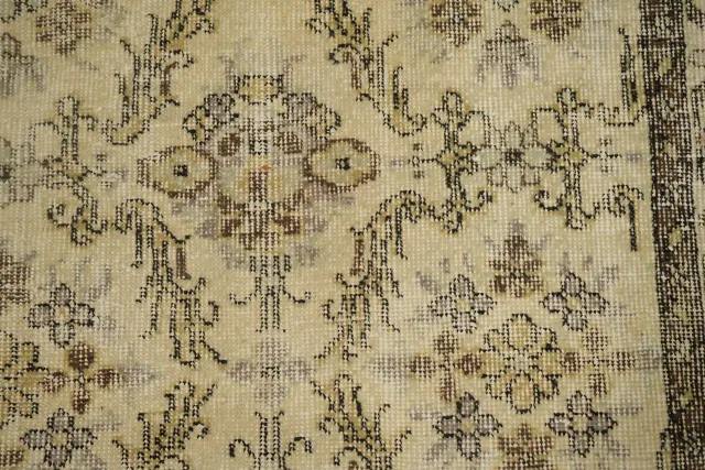 https://image-static-obj.rugsource.com/small/170071_3371542_3c88b6e9.jpeg