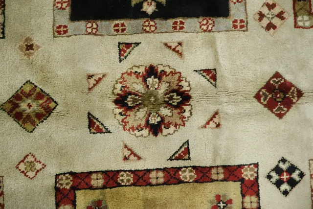 https://image-static-obj.rugsource.com/small/171376_3470640_d2438596.jpeg