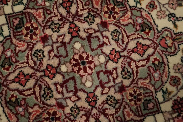 https://image-static-obj.rugsource.com/small/171578_3475687_70b7a0ba.jpeg
