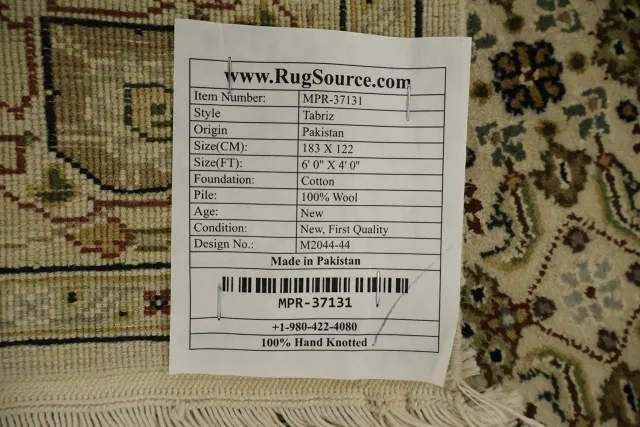https://image-static-obj.rugsource.com/small/171644_3476610_b44fd1de.jpeg