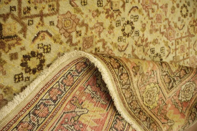 https://image-static-obj.rugsource.com/small/171844_3478960_b4912b25.jpeg