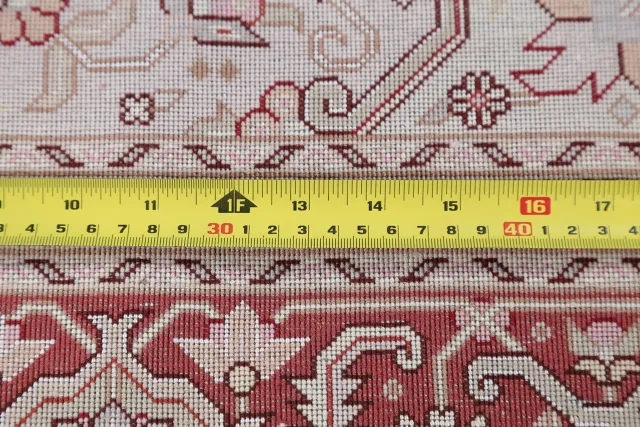 https://image-static-obj.rugsource.com/small/18629_382529_01762947.jpeg