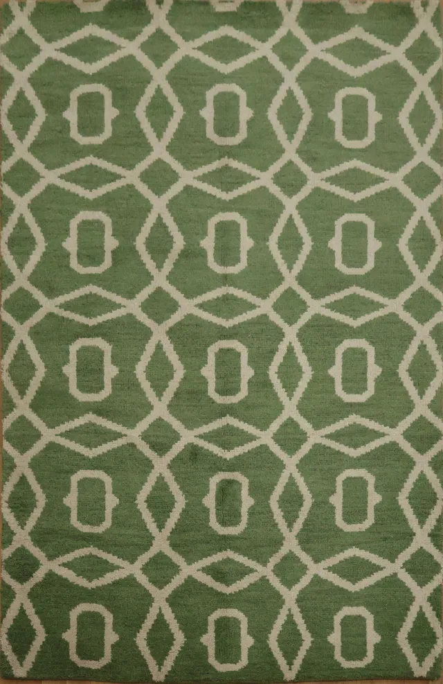 https://image-static-obj.rugsource.com/small/3395_3246824_1558530c.jpeg
