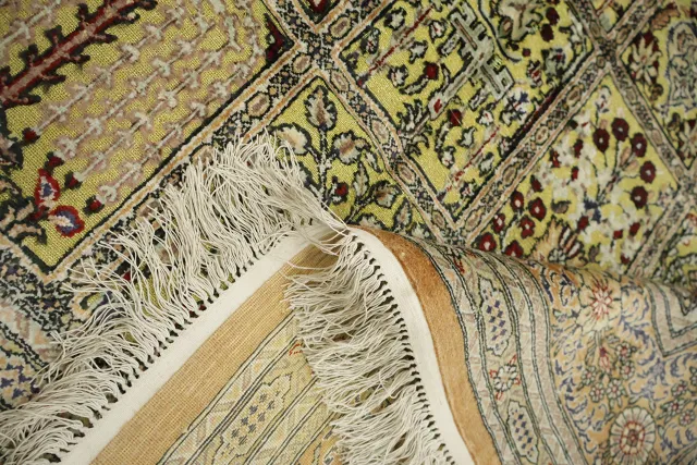 https://image-static-obj.rugsource.com/small/56051_3413242_88949fcb.jpeg