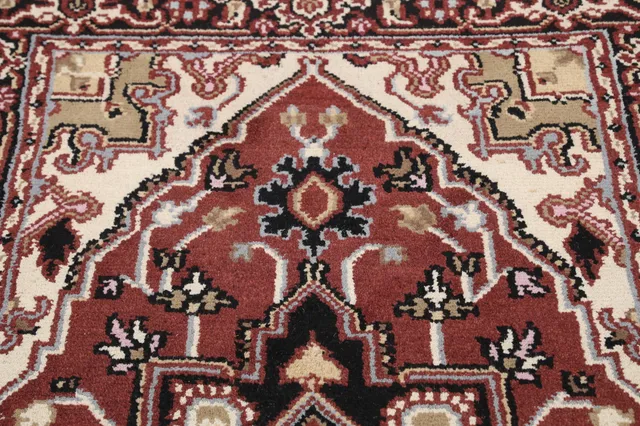 https://image-static-obj.rugsource.com/small/56644_1100979_e5021b7f.jpeg