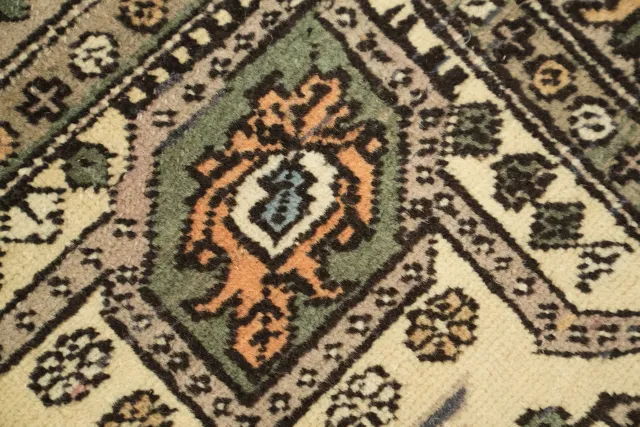 https://image-static-obj.rugsource.com/small/61490_3380536_4d292625.jpeg