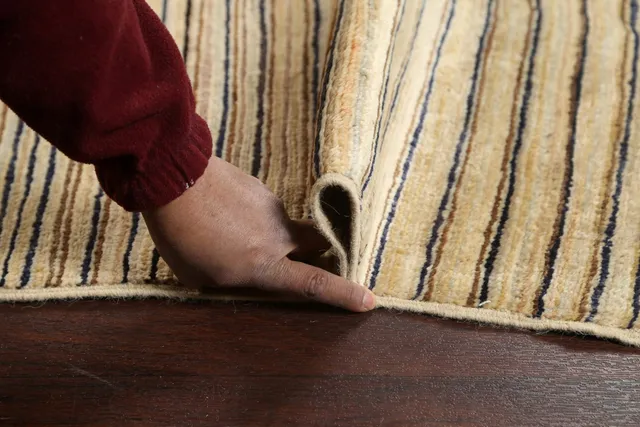 https://image-static-obj.rugsource.com/small/67819_1333010_dc2b33aa.jpeg