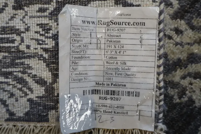 https://image-static-obj.rugsource.com/small/69937_3387218_074a5d6b.jpeg