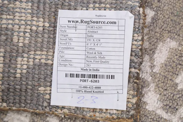 https://image-static-obj.rugsource.com/small/71782_1411903_36b520ac.jpeg