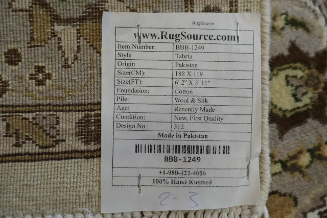https://image-static-obj.rugsource.com/small/72722_3355397_8a36dad9.jpeg