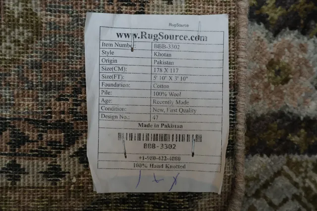https://image-static-obj.rugsource.com/small/76748_3280064_6fb34173.jpeg