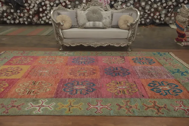 https://image-static-obj.rugsource.com/small/77266_3021189_1e613f79.jpeg